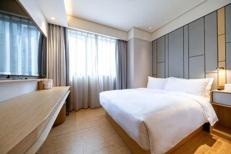 Atour (Changshu Changjiang Road) - 62