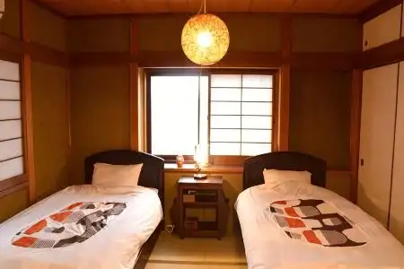 Higashiyama - 9