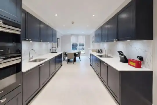 Cheval Thorney Court at Hyde Park - 19