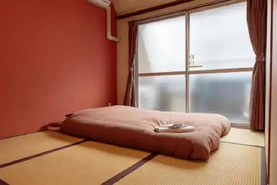 J-Hoppers Hiroshima Guesthouse - 40