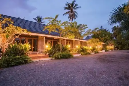 Ruean Thai Nai Bang by PANSAK Resort - 26