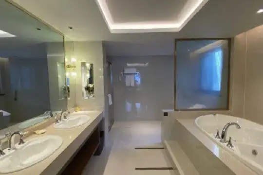 Nanjing New Era - 23