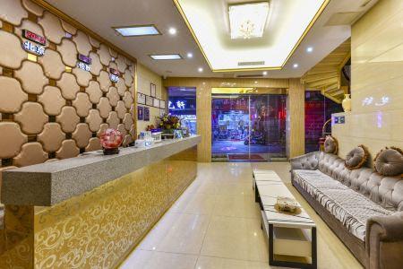 Dongguan Moon Island Boutique - 1