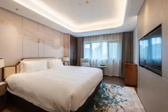Nanjing New Era - 40