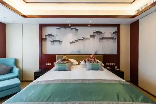 Nanjing New Era - 30
