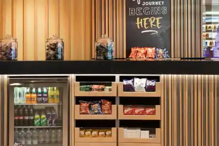 Hampton By Hilton Alicante Airport - 4