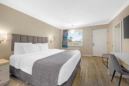 SureStay Plus by Best Western Orlando International Drive - 1