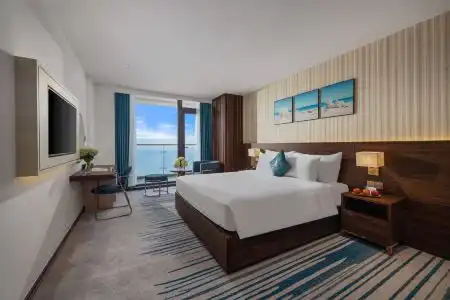 Canvas Danang Beach - 58