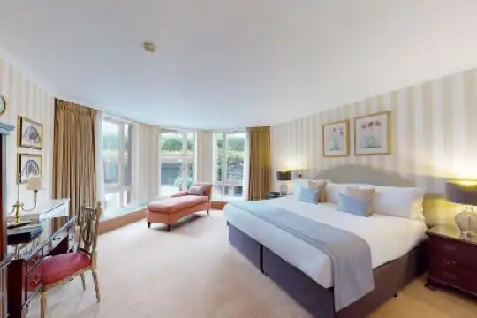 Cheval Thorney Court at Hyde Park - 69