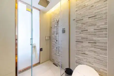 GreenTree Inn Pudong Airport Huaxia East Road Lingkong Road Metro Station Express - 15