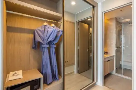 S Sriracha & Residence - 103