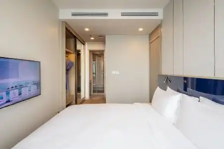 S Sriracha & Residence - 98