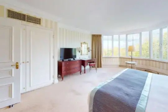 Cheval Thorney Court at Hyde Park - 164