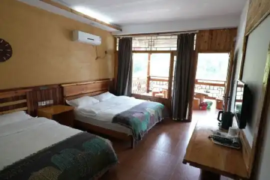 Longquan Inn - 81