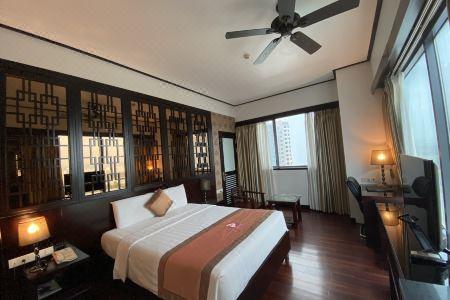 Halong Palace - 3