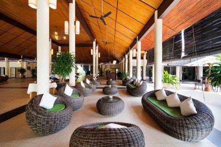 Diamond Bay Resort & Spa - 7