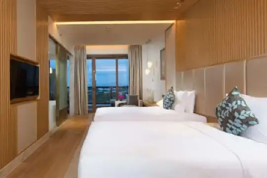 Sanya Yazhou Bay Resort, Curio Collection by Hilton - 71