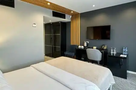 Silver 39 Boutique & Terrace - 86