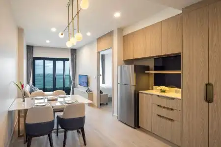 S Sriracha & Residence - 101