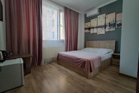 Sofia - 42