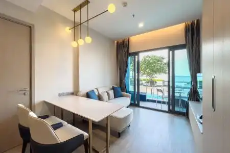 S Sriracha & Residence - 142