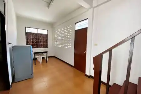 Paisiri - 28