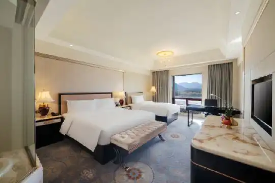 Intercontinental Lhasa Paradise, An Ihg - 50
