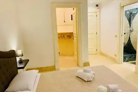 Simon's Guest House - 3