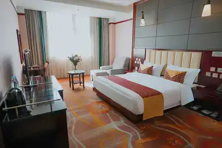 Huayi Business(昆明华怡商务酒店) - 1