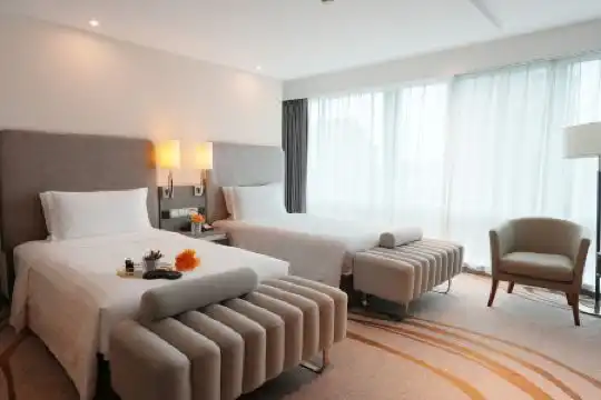 Pullman Shanghai Skyway - 73