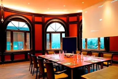 Schweizerhof St. Moritz - 10