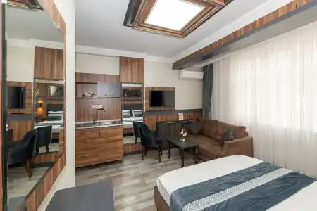 La Serena & Suites - 56
