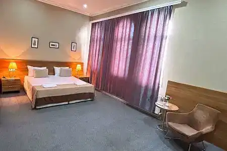 The Family - Free Massage - 51