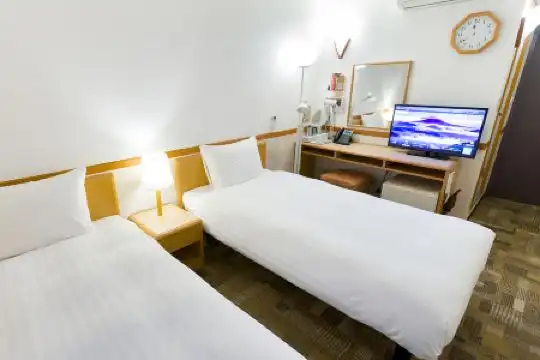 Toyoko Inn Naha Omoromachi Ekimae - 20