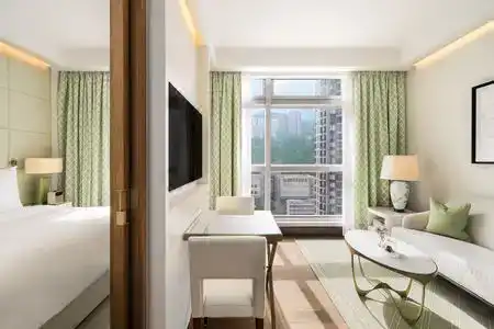 Lanson Place - 5