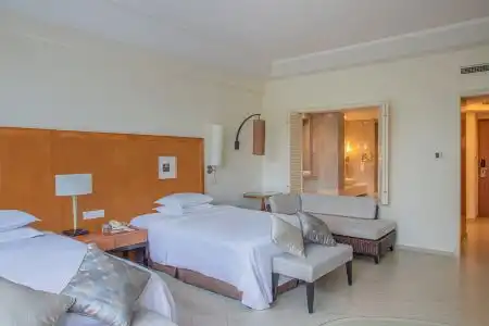 Sheraton Sanya Yalong Bay Resort - 208