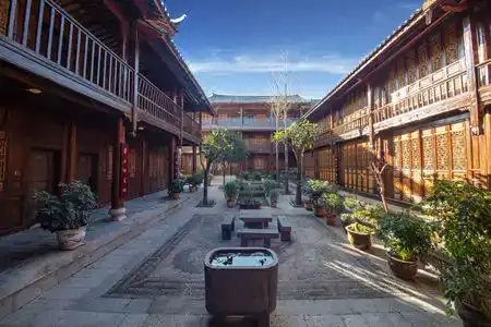 The Old Town Of Lijiang South Gate Jinfu - 3