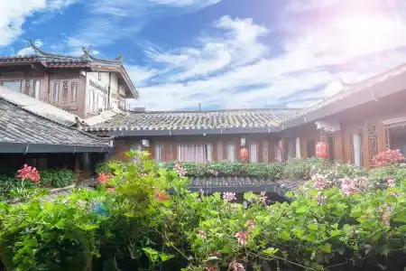 Huayu Mengjing Courtyard - 2