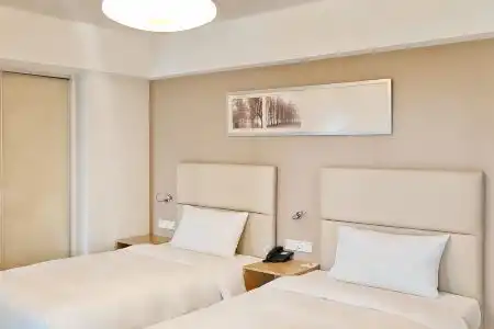 Citadines Zhuankou - 13
