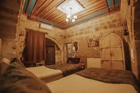 Vintage Cave House - 111