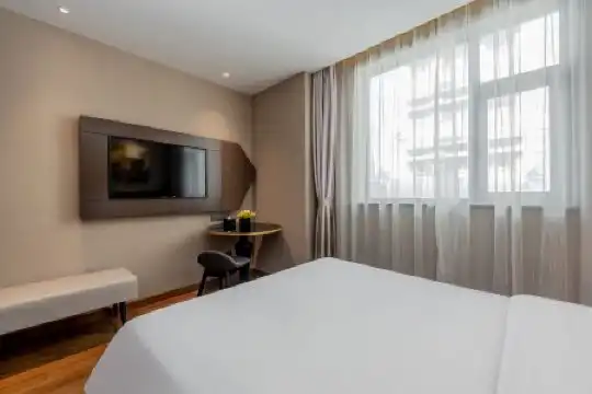 Yitel Premium (Shanghai Lujiazui Oriental Pearl) - 16