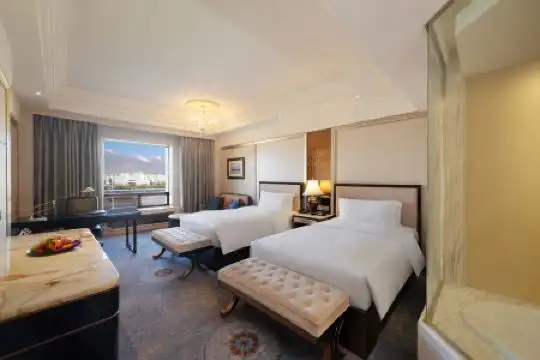 Intercontinental Lhasa Paradise, An Ihg - 35
