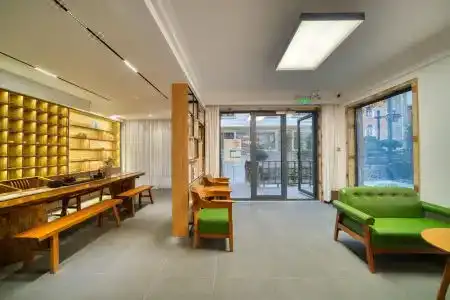 Tranquil Inn - 6
