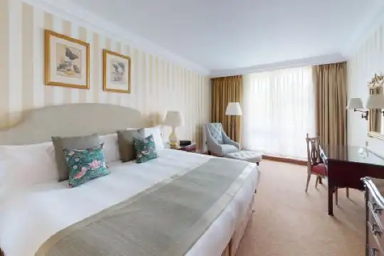 Cheval Thorney Court at Hyde Park - 82