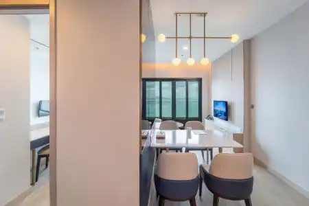 S Sriracha & Residence - 87