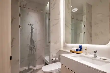 S Sriracha & Residence - 79