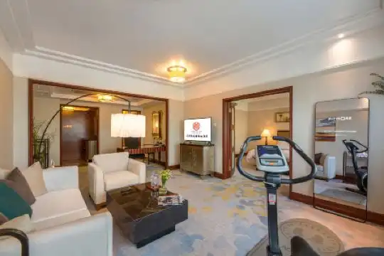 Yanyuan International - 88