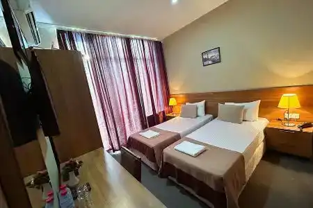 The Family - Free Massage - 39