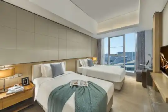 Ascott Ifc - 81