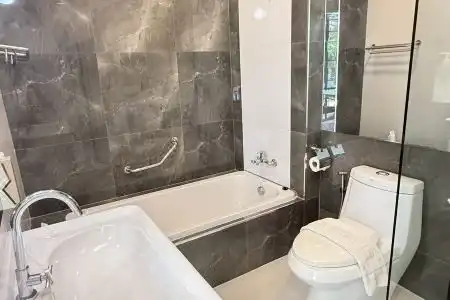 La Riva Boutique - 54